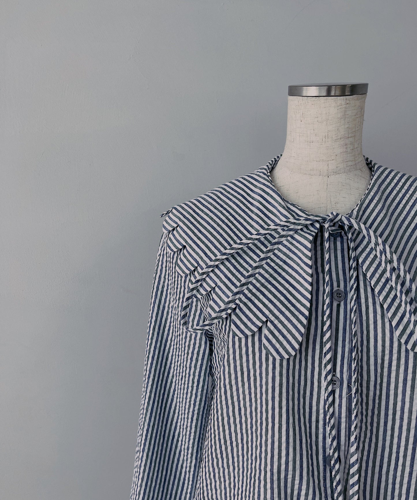 wave collar stripe shirt sew23a003