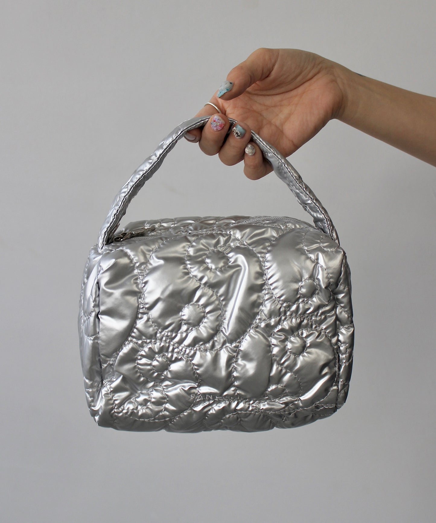 Së metallic pouch bag sana24a009