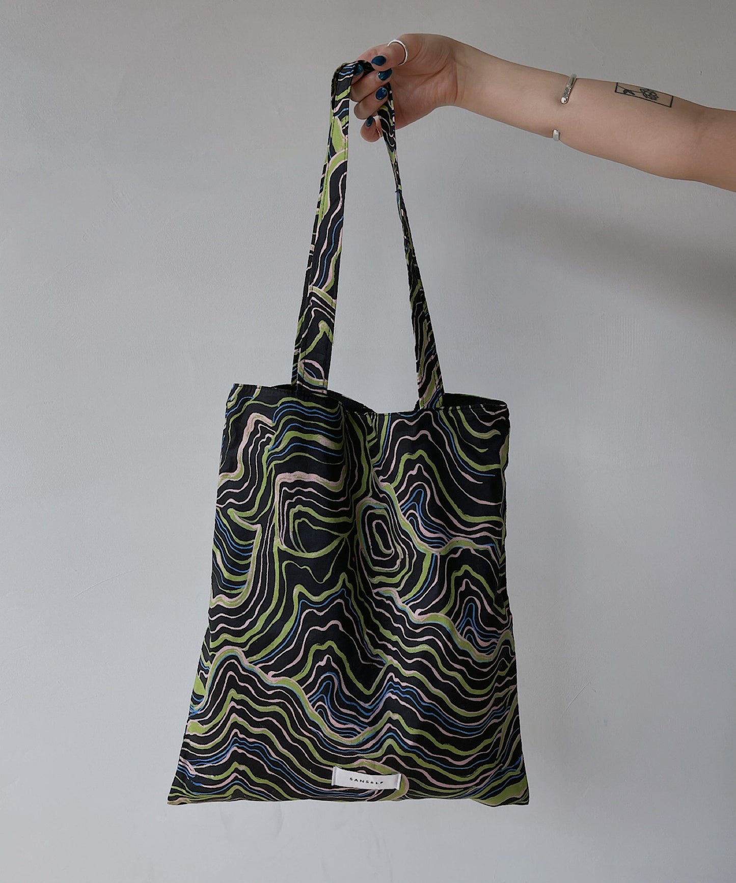 marble motif tote bag sana22s002