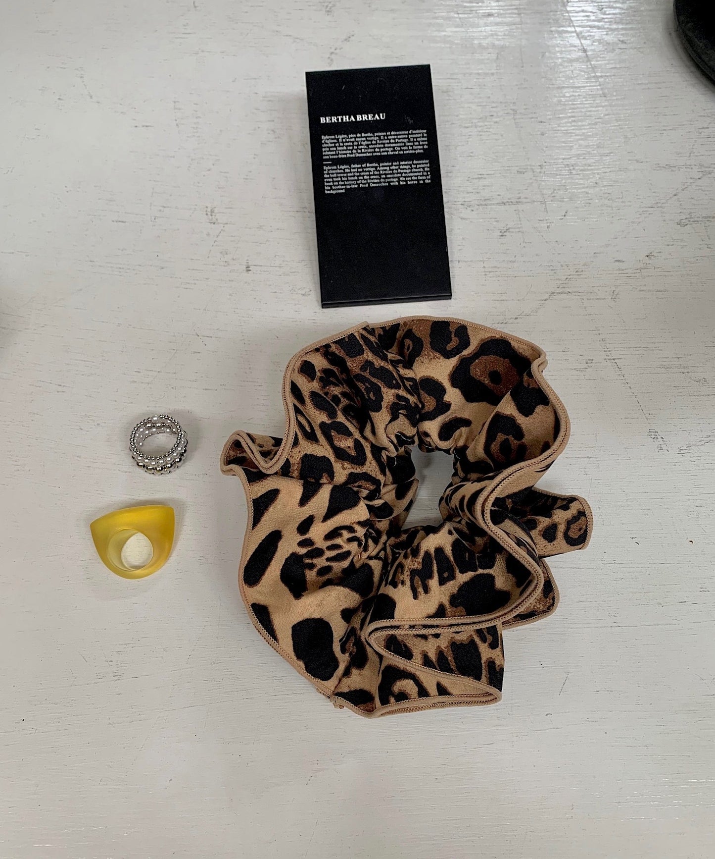 leopard scrunchie sanal24a001