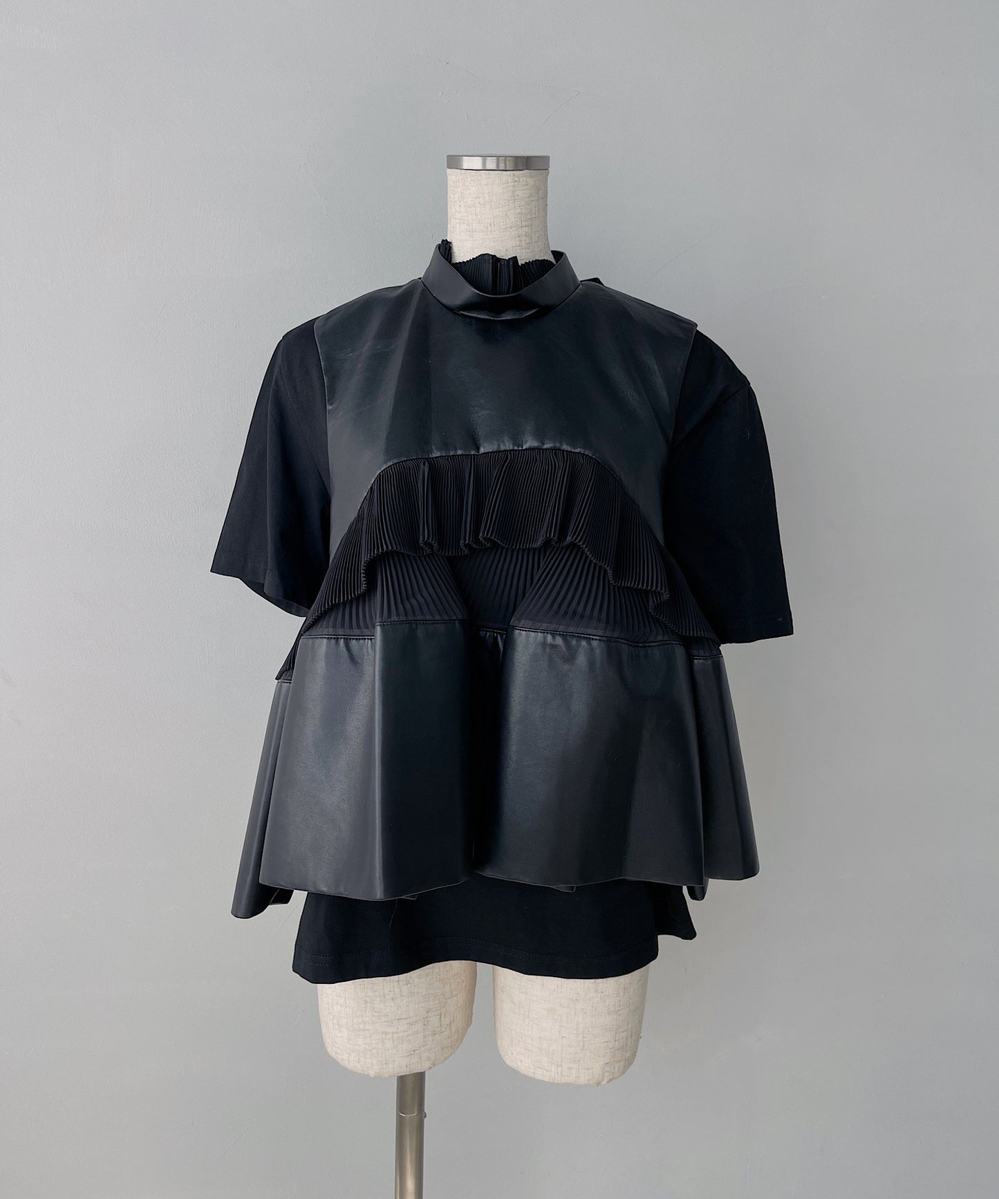 leather halter neck vest short sleeves　sew23a034