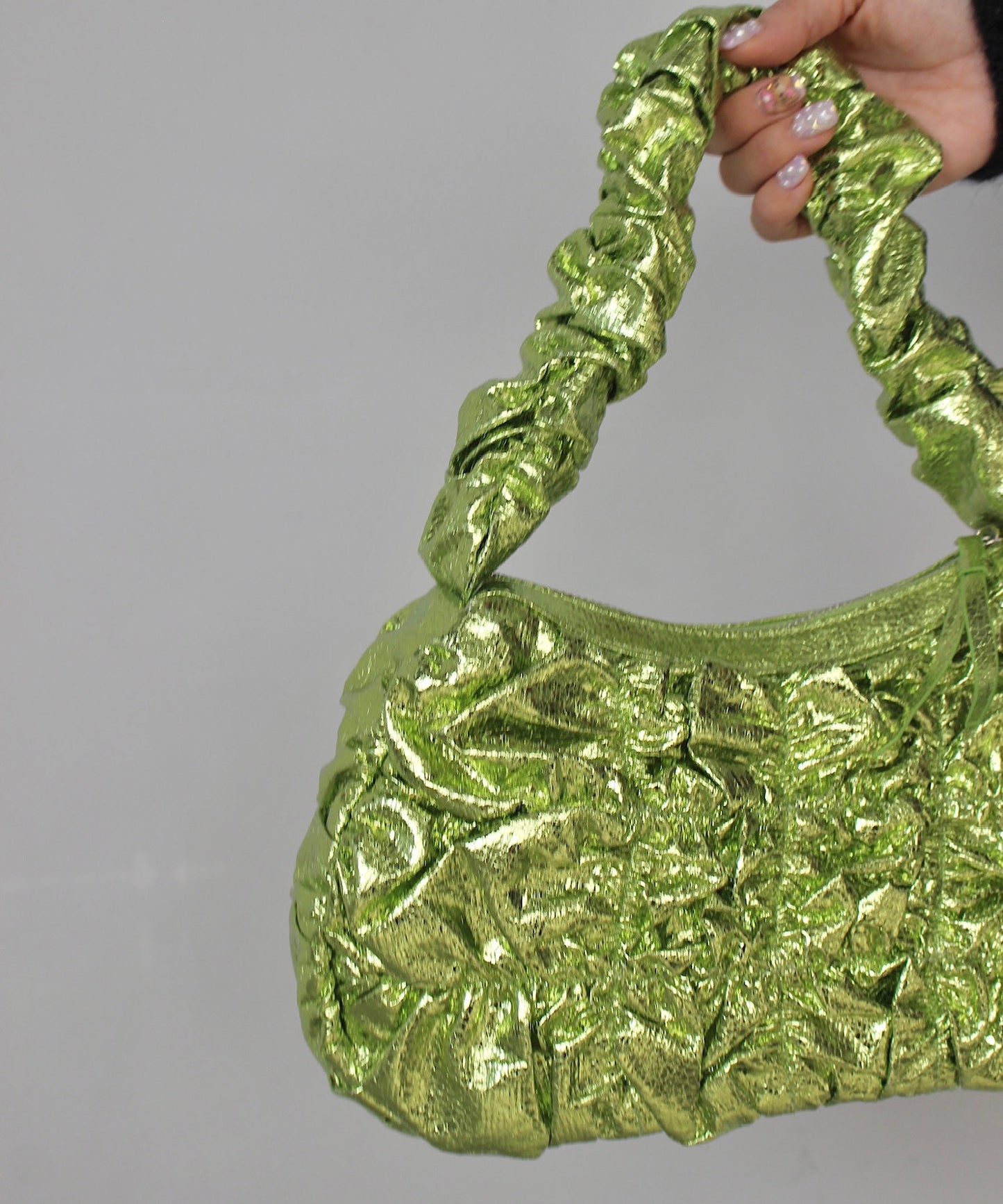 Së metallic shirring  bag　sana24a015