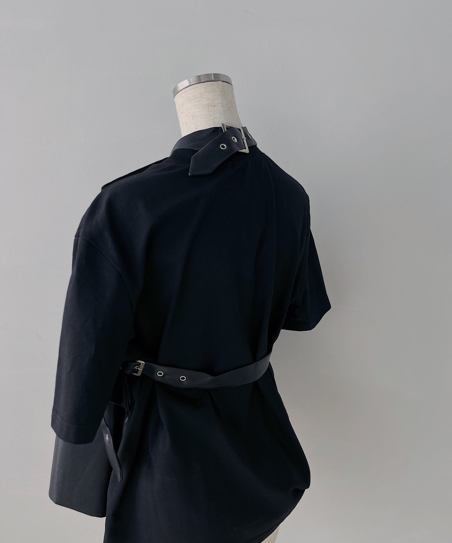 leather halter neck vest short sleeves　sew23a034